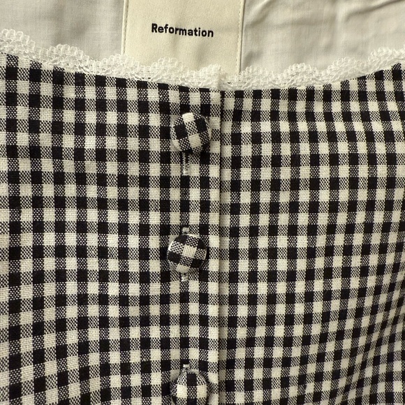 Reformation Amela Linen Top Remy Check
Gingham Black White - Picture 8 of 15
